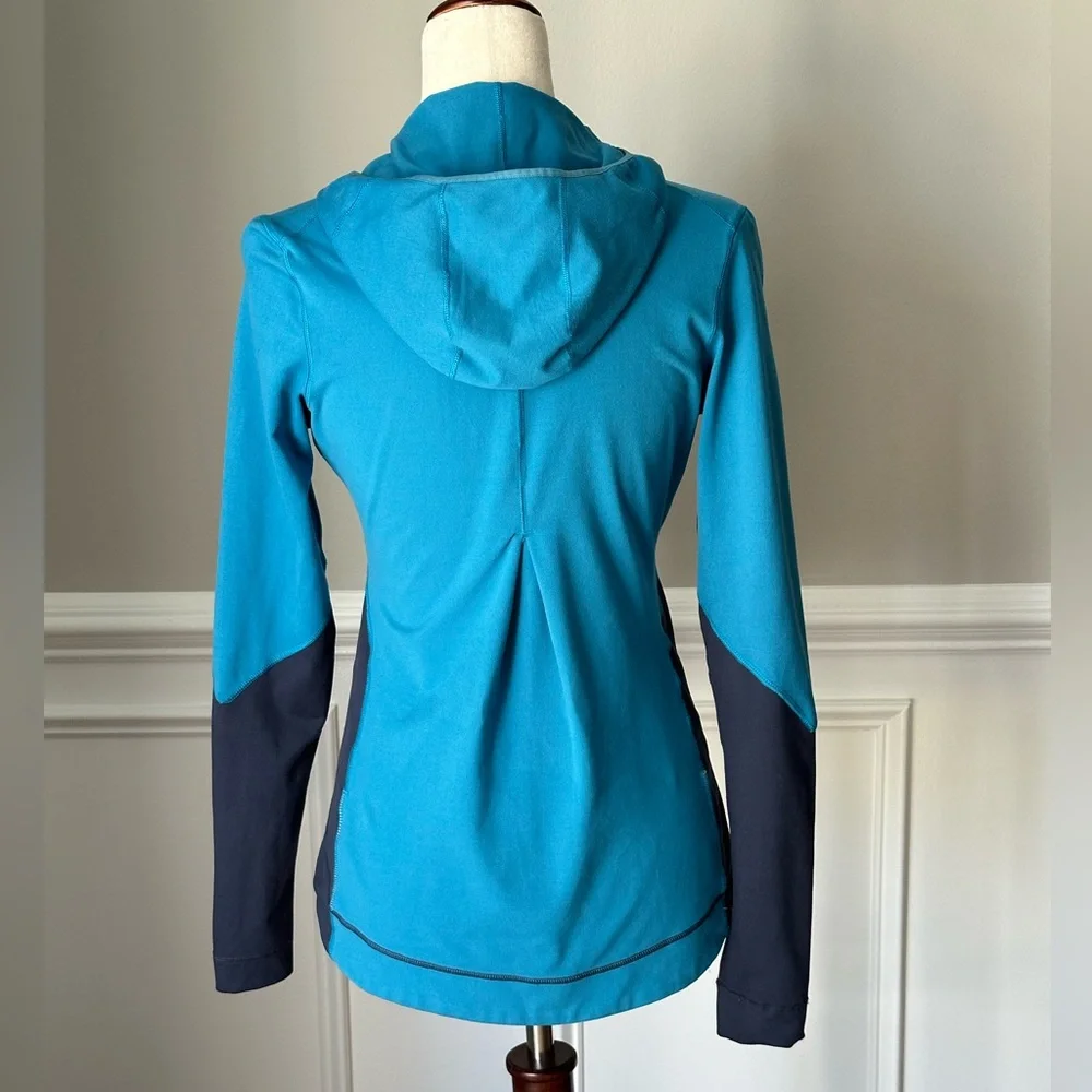 Brooks Women’s Utopia Thermal Hoodie size XS - Picture 3 of 13